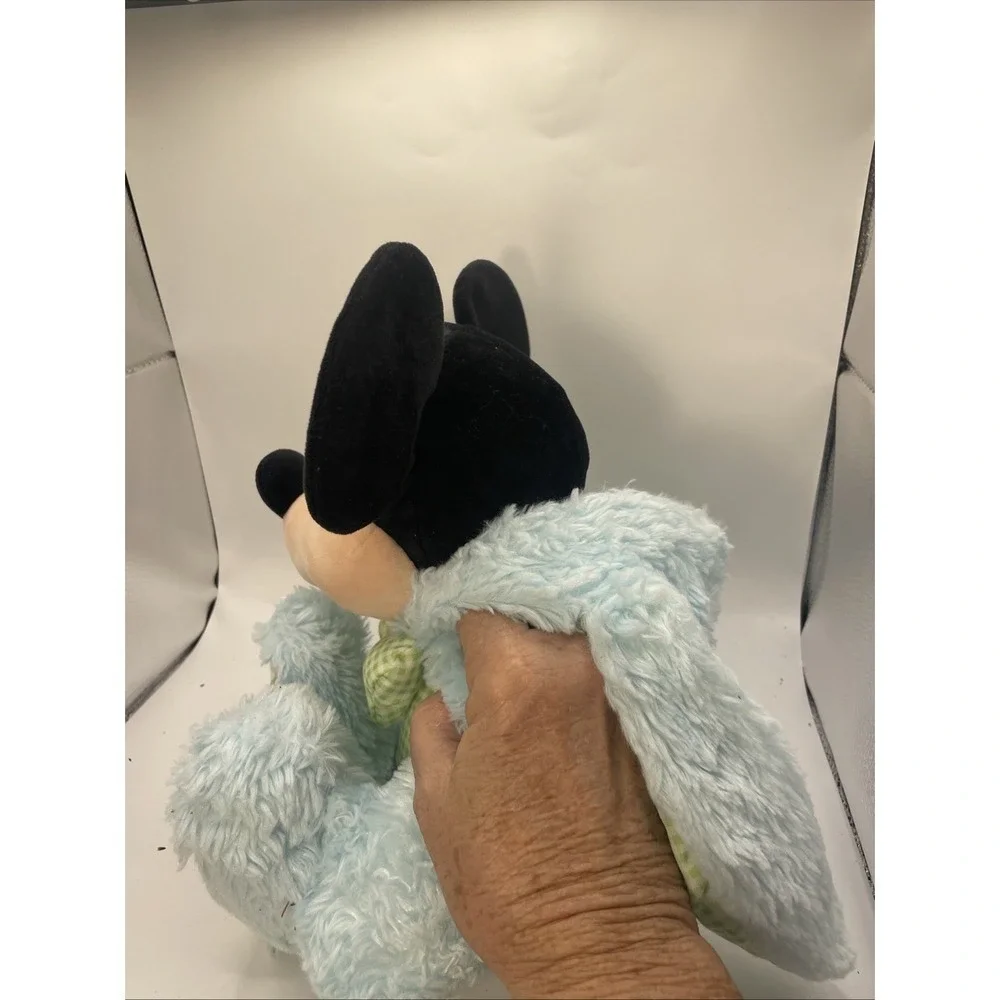 RETIRED DISNEY STORE AUTHENTIC EXCLUSIVE MICKEY MOUSE EASTER BUNNY 14